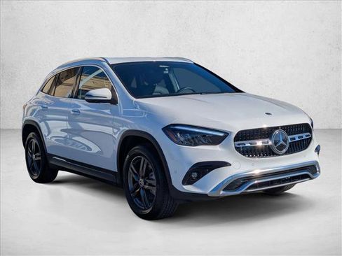 Used 2025 Mercedes-Benz GLA 250 GLA 250 image 2