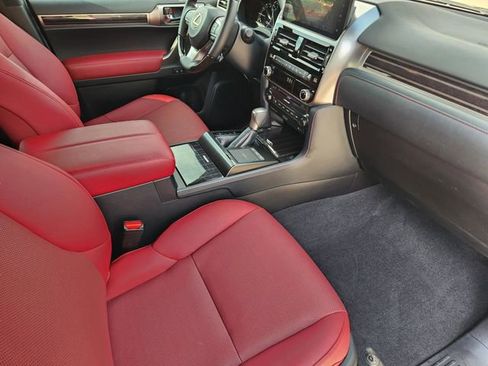 Used 2023 Lexus GX 460 Premium AWD/4WD image 32