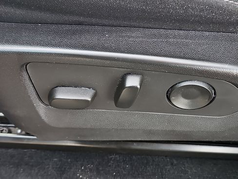 Certified 2023 GMC Canyon Elevation w/ Convenience Package image 27