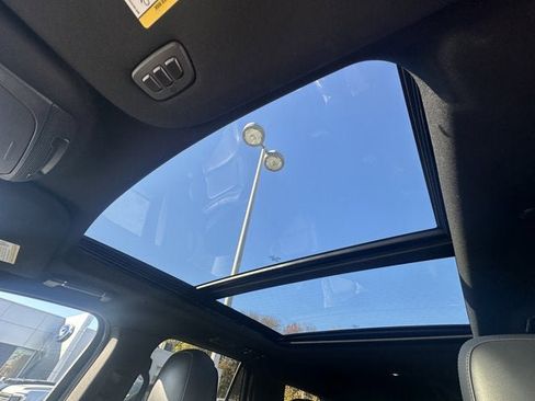 Used 2023 Lincoln Navigator Reserve w/ Monochromatic Package image 24