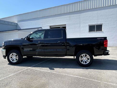 Used 2017 Chevrolet Silverado 1500 LT w/ All Star Edition AWD/4WD image 6