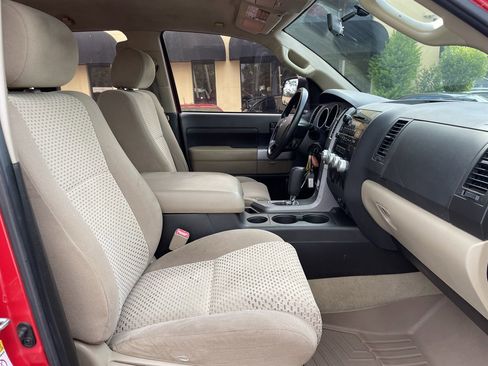 Used 2010 Toyota Tundra 2WD Double Cab image 22