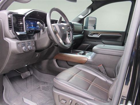 Used 2024 Chevrolet Silverado 2500 High Country image 20