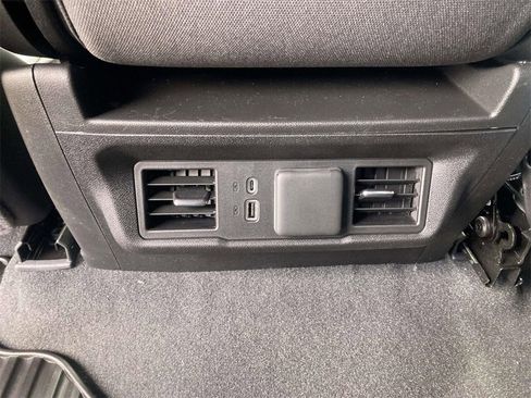 New 2026 GMC Sierra 1500 SLE image 14