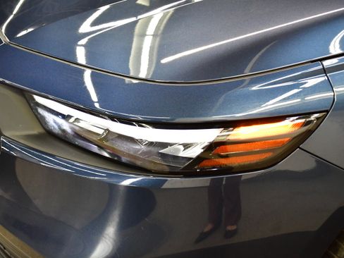 Used 2025 Honda Accord SE image 32