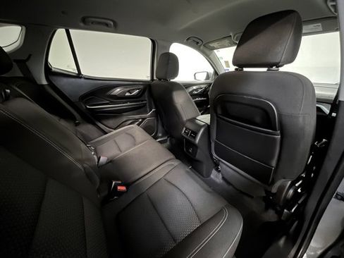 Used 2024 GMC Terrain SLE image 11
