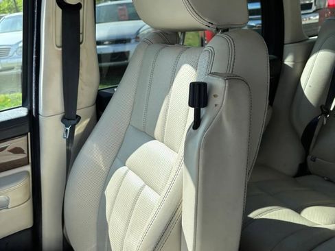 Used 2010 Land Rover Range Rover Sport HSE LUX AWD/4WD image 23