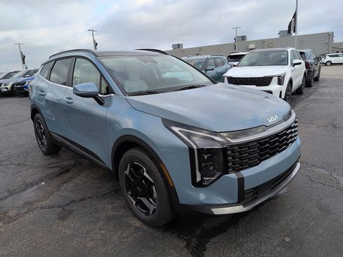 New 2026 Kia Sportage EX image 1