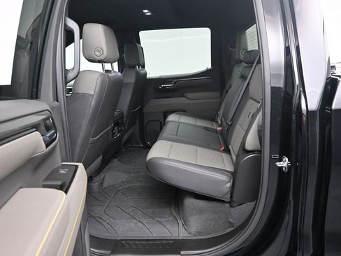 Used 2023 Chevrolet Silverado 1500 ZR2 w/ Technology Package image 13