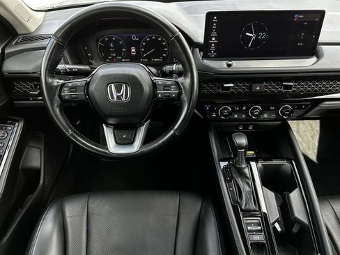Used 2025 Honda Accord Touring image 13