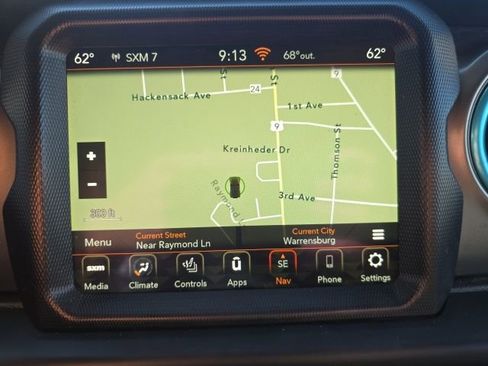 Used 2023 Jeep Wrangler Unlimited w/ Sun & Screen Package image 20