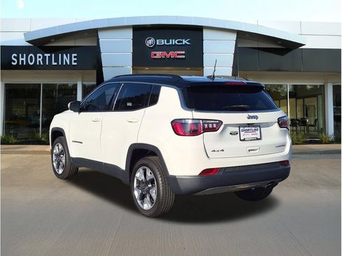 Used 2019 Jeep Compass Limited AWD/4WD image 5