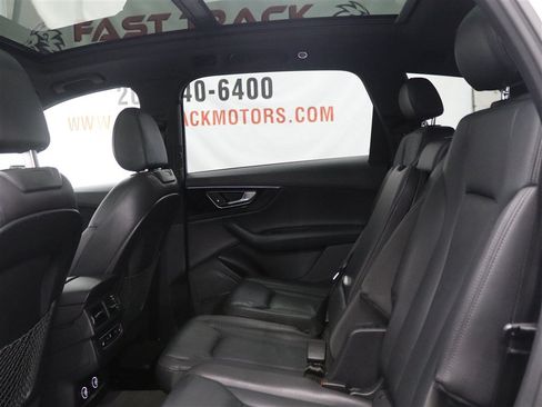 Used 2018 Audi Q7 3.0T Premium Plus AWD/4WD image 19