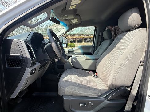 Used 2018 Ford F250 XLT w/ XLT Value Package AWD/4WD image 9