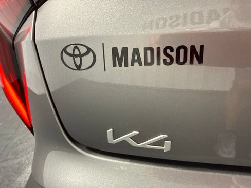 Used 2025 Kia K4 FWD image 42