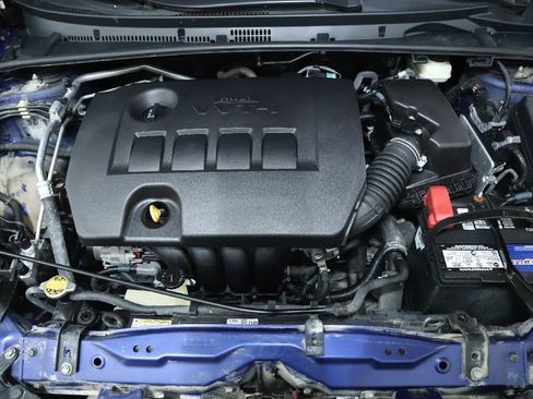 Used 2016 Toyota Corolla S image 32