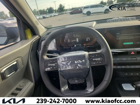 New 2027 Kia Seltos S FWD image 23