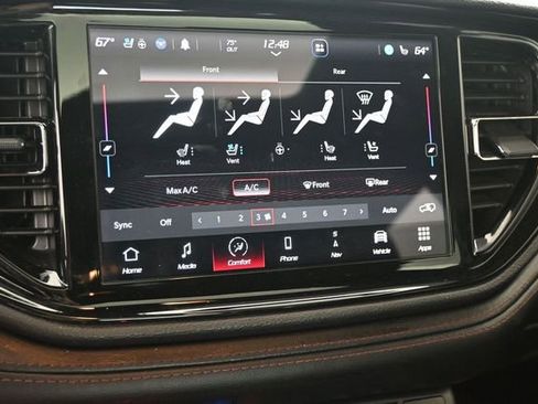 Used 2021 Dodge Durango R/T w/ Blacktop Package AWD/4WD image 29