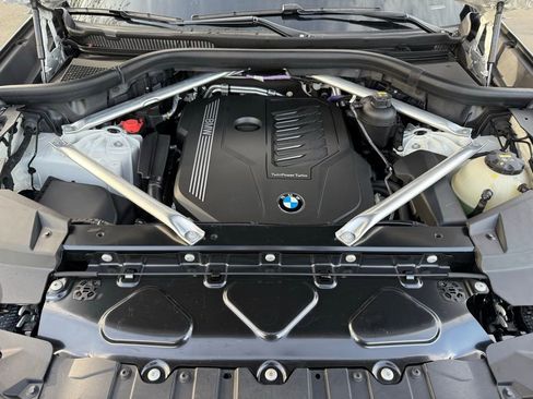 Used 2023 BMW X5 xDrive40i w/ M Sport Package image 19