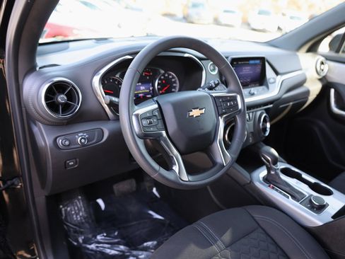 Used 2022 Chevrolet Blazer LT image 15
