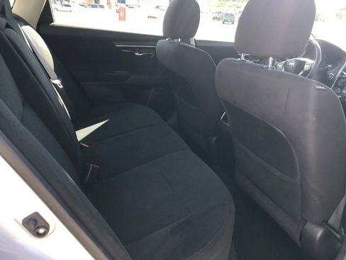 Used 2014 Nissan Altima 2.5 SV w/ Convenience Package image 7