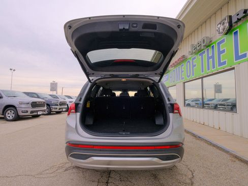 Used 2023 Hyundai Santa Fe SEL Convenience image 21