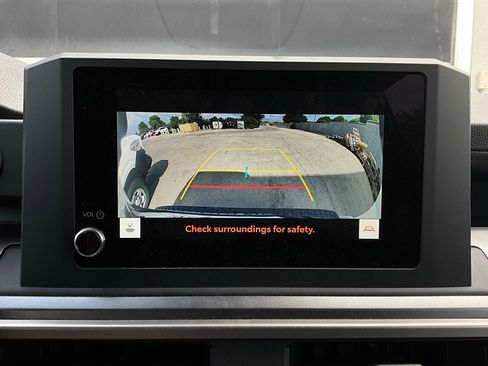 Used 2025 Toyota 4Runner SR5 image 29