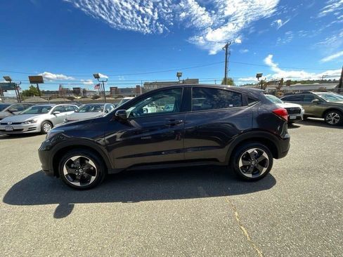 Used 2018 Honda HR-V EX image 5
