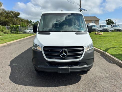 Used 2019 Mercedes-Benz Sprinter 144 image 2