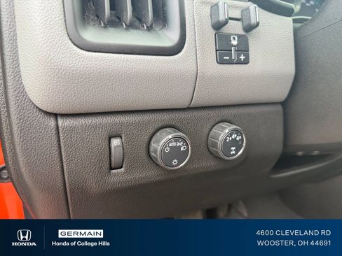 Used 2021 Chevrolet Colorado W/T w/ Custom Special Edition AWD/4WD image 16