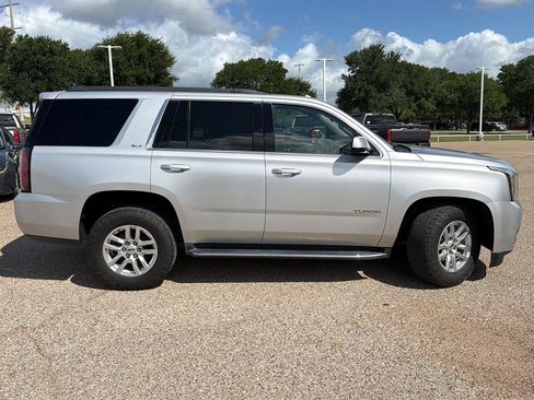 Used 2019 GMC Yukon SLT w/ Open Road Package RWD image 2