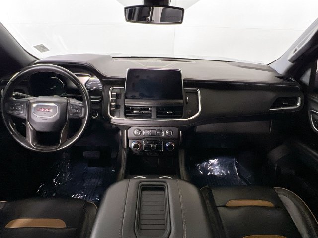 Used 2021 GMC Yukon AT4 w/ Technology Package AWD/4WD image 7