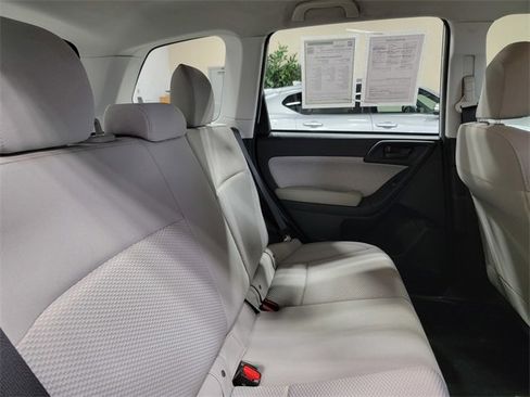 Used 2018 Subaru Forester 2.5i w/ Alloy Wheel Package image 15