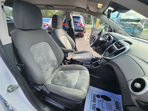 Used 2020 Chevrolet Sonic LT image 13