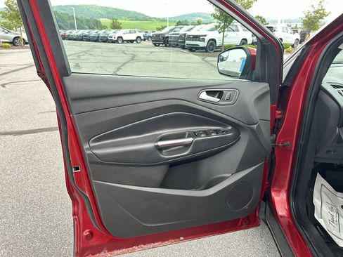 Used 2019 Ford Escape SE AWD/4WD image 22
