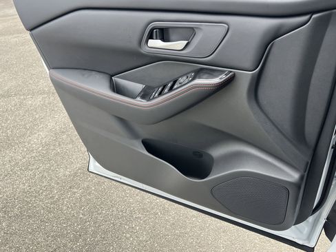 New 2026 Nissan Rogue SV image 11