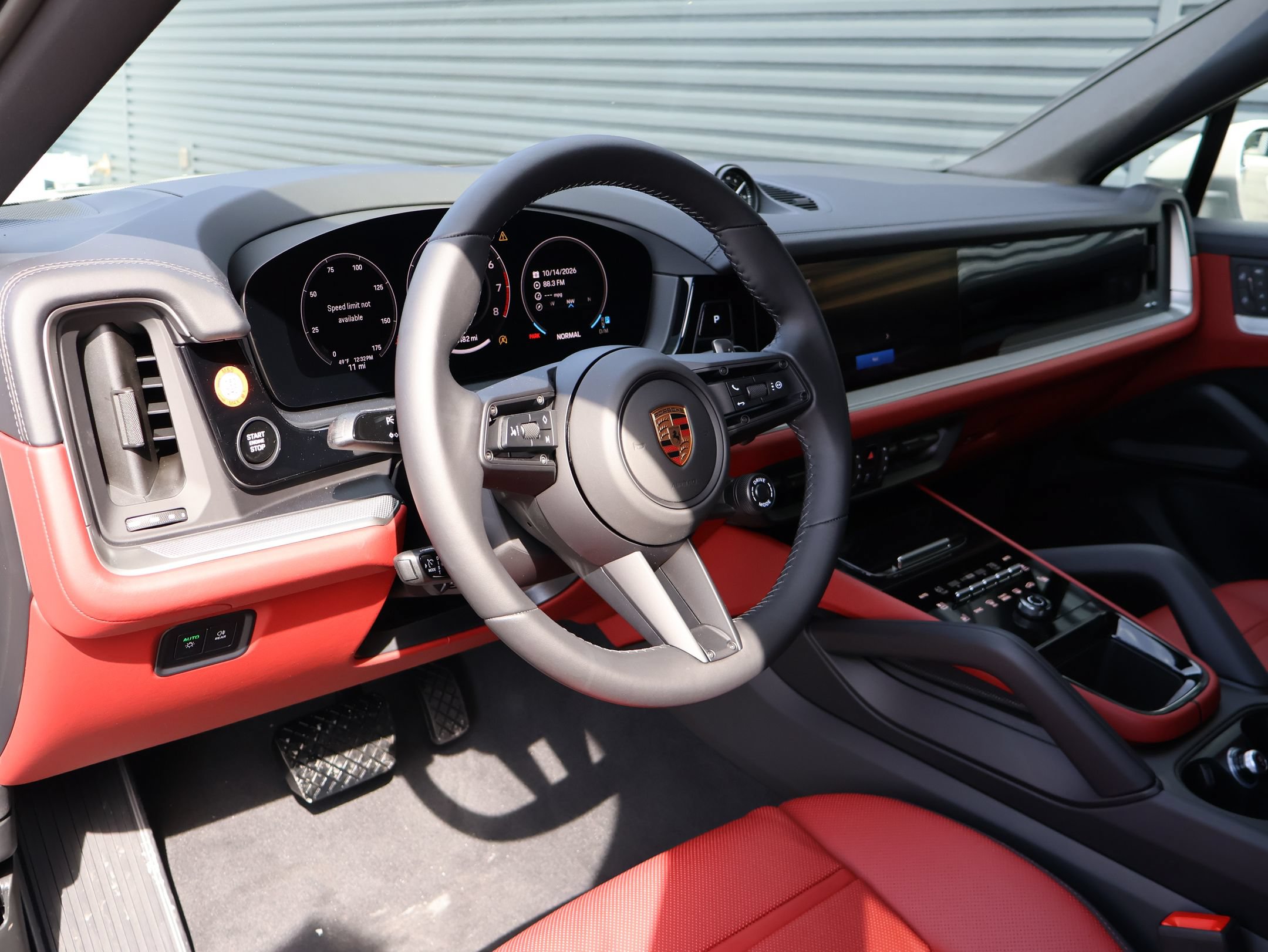 New 2026 Porsche Cayenne Coupe AWD/4WD image 4