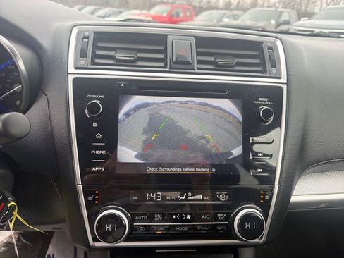 Used 2019 Subaru Outback 2.5i Premium AWD/4WD image 15