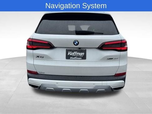 Used 2022 BMW X5 xDrive40i w/ Premium Package AWD/4WD image 4