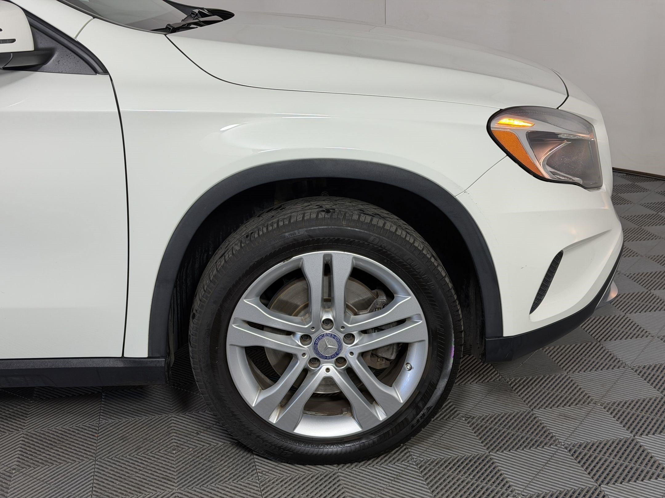 Used 2015 Mercedes-Benz GLA 250 4MATIC image 13