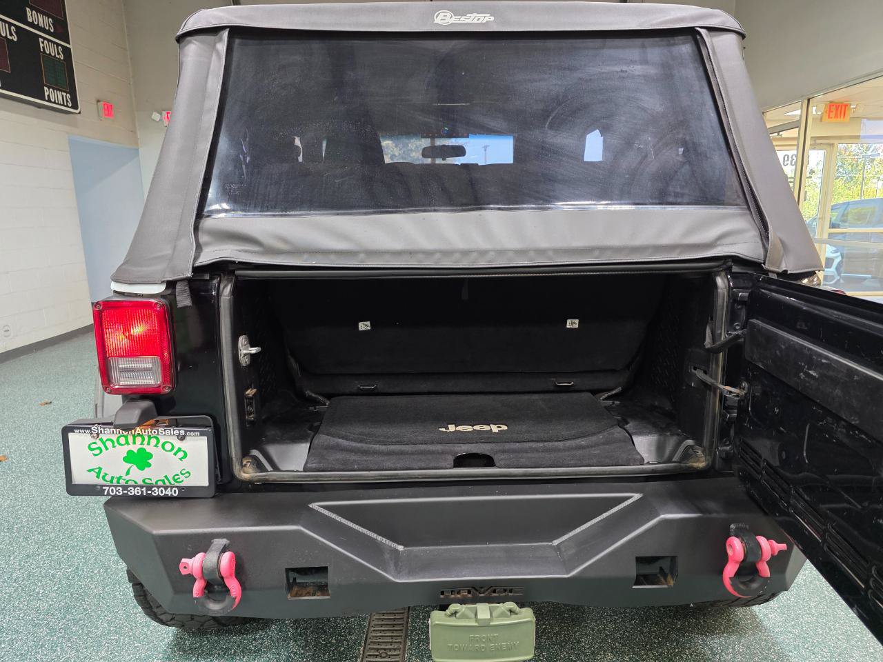 Used 2013 Jeep Wrangler Sport w/ Connectivity Group AWD/4WD image 20
