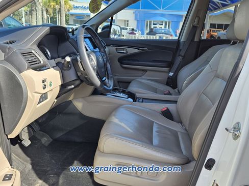 Used 2016 Honda Pilot Elite image 10
