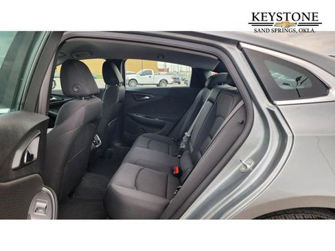 Used 2025 Chevrolet Malibu LT image 10