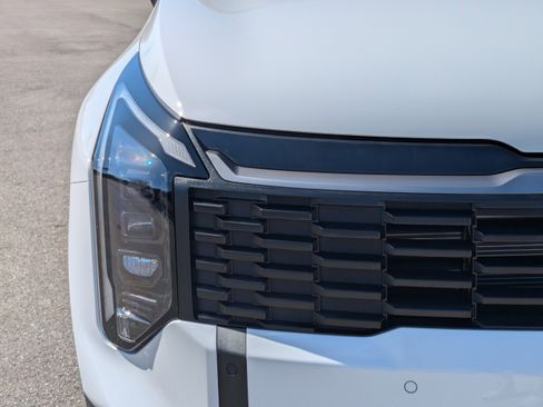 New 2026 Kia Sportage LX FWD image 10