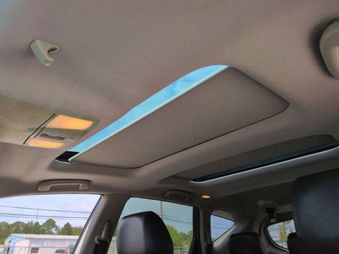 Used 2010 Nissan Murano LE FWD image 18
