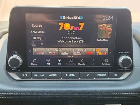 Used 2021 Nissan Rogue S FWD image 13