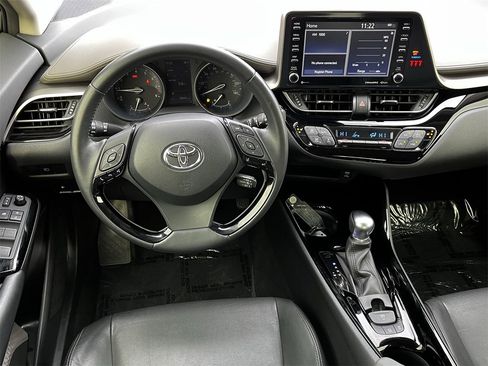 Used 2021 Toyota C-HR Limited image 10