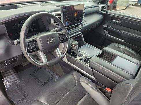 Used 2025 Toyota Tundra Platinum AWD/4WD image 20