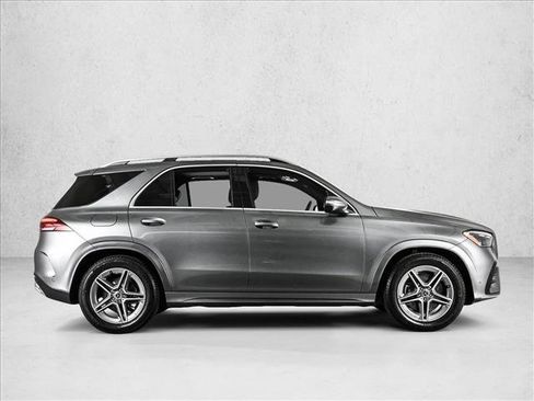 Certified 2026 Mercedes-Benz GLE 450 4MATIC w/ 3rd Row Seat Package image 4