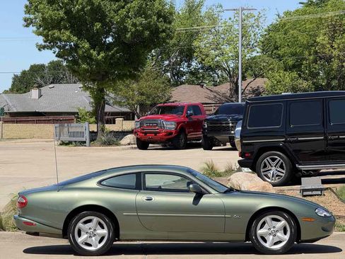 Used 1998 Jaguar XK8 Coupe image 6